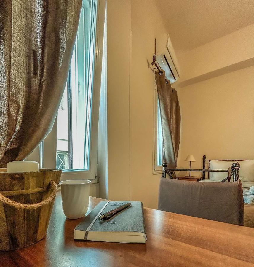 Central 9 Rooms Ermoupoli Luaran gambar